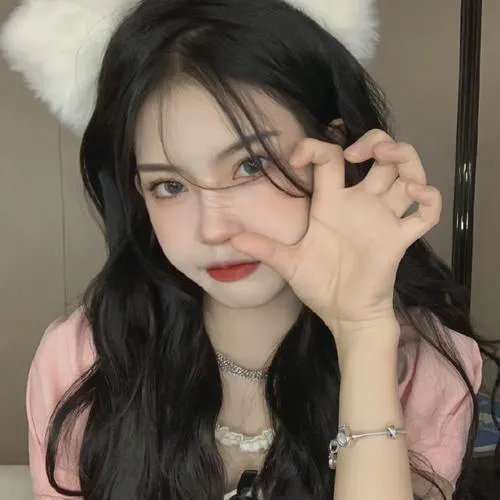 回到七零当团宠